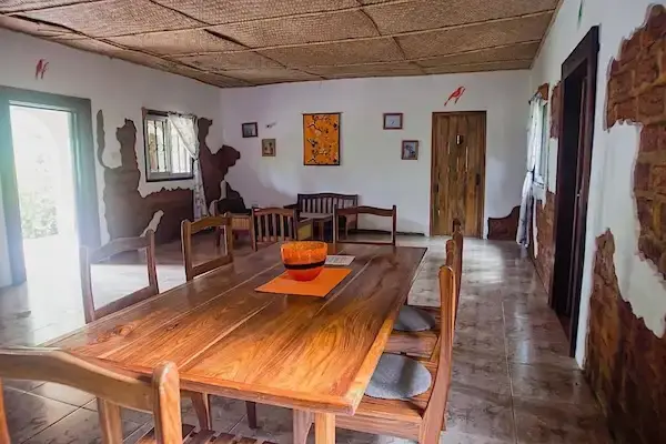Sunbird-House-self-catering-accommodation lounge