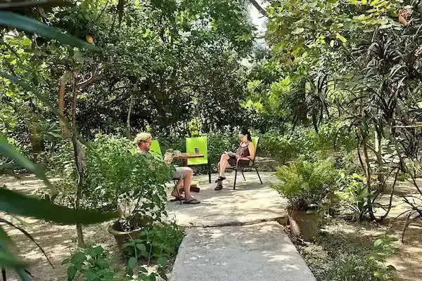 Self-catered-accommodation-at-Footsteps-Eco-Lodge